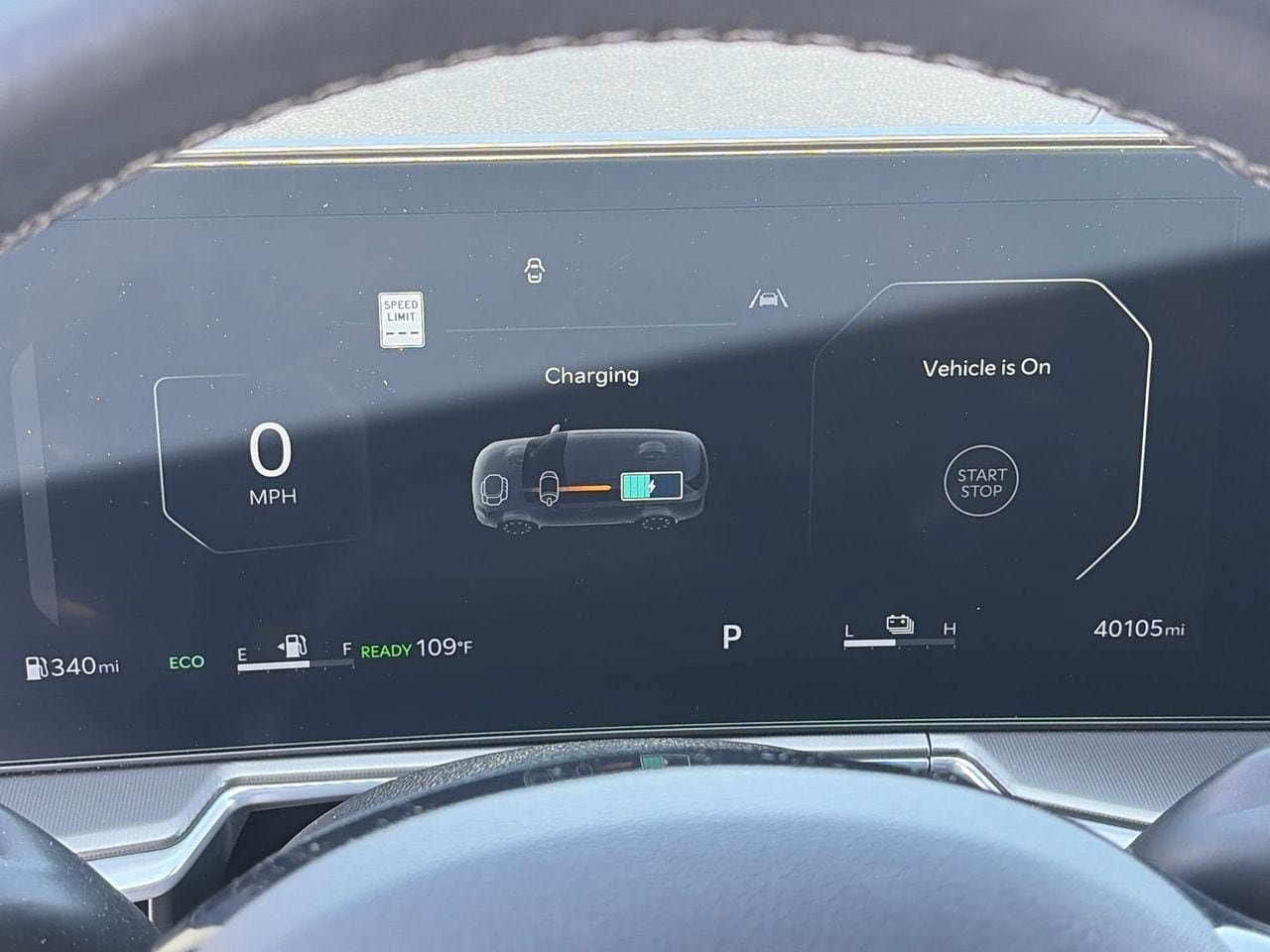 Certified 2025 Kia Sorento SX Prestige AWD/4WD image 29