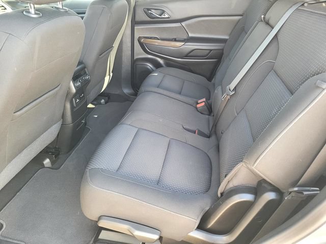 Certified 2023 GMC Acadia SLE w/ Driver Convenience Package AWD/4WD image 13