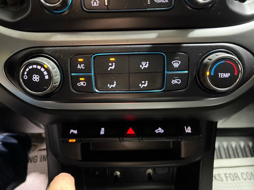 Used 2022 Chevrolet Colorado LT w/ Fleet Safety Package RWD image 32
