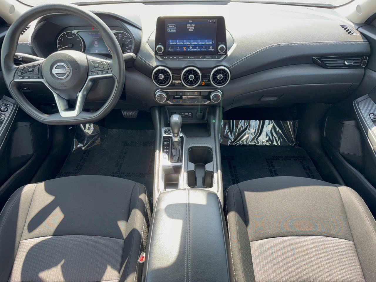 Used 2025 Nissan Sentra SV FWD image 17