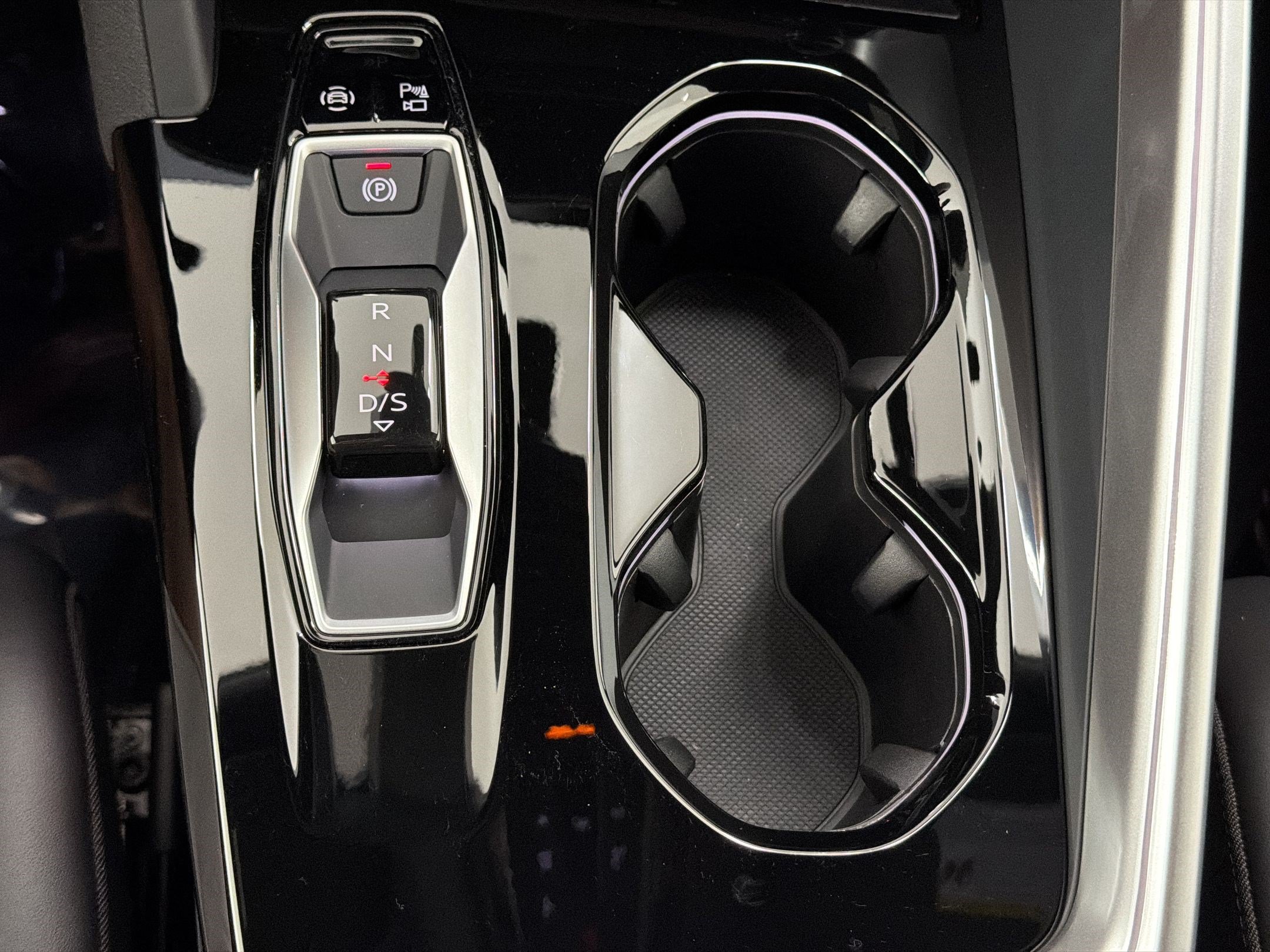 New 2026 Audi SQ5 Prestige AWD/4WD image 17