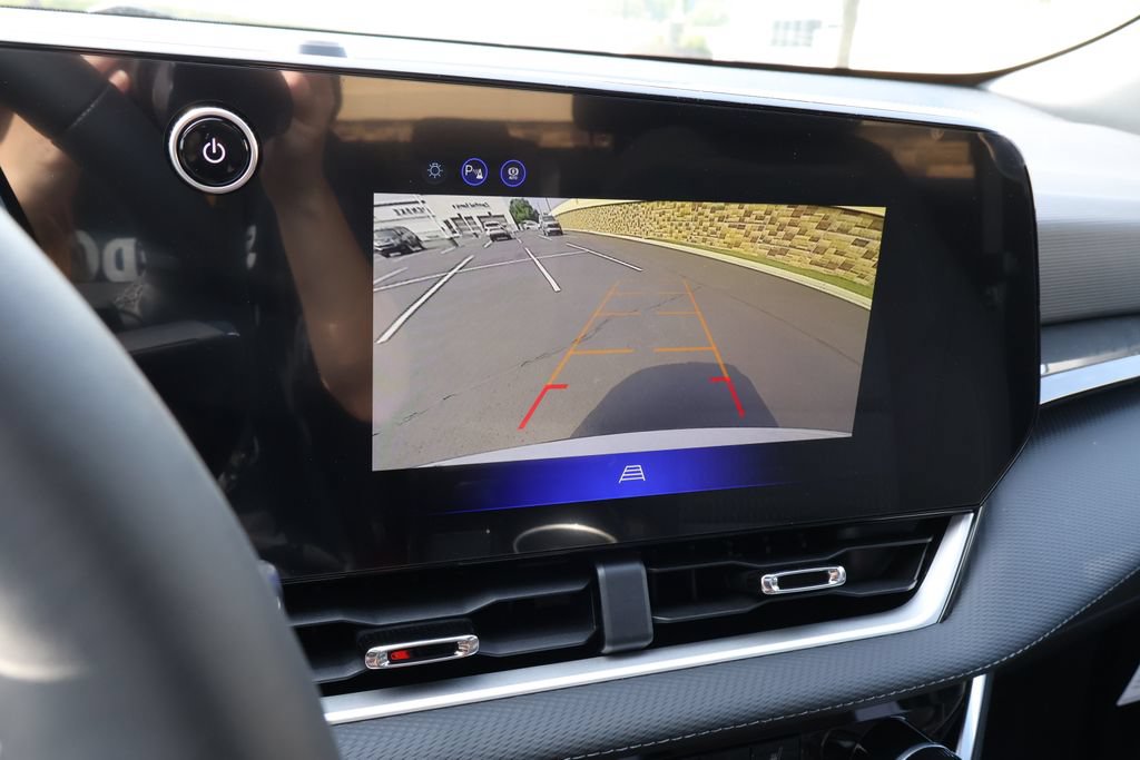 New 2027 Chevrolet Equinox LT w/ Midnight Edition FWD image 28