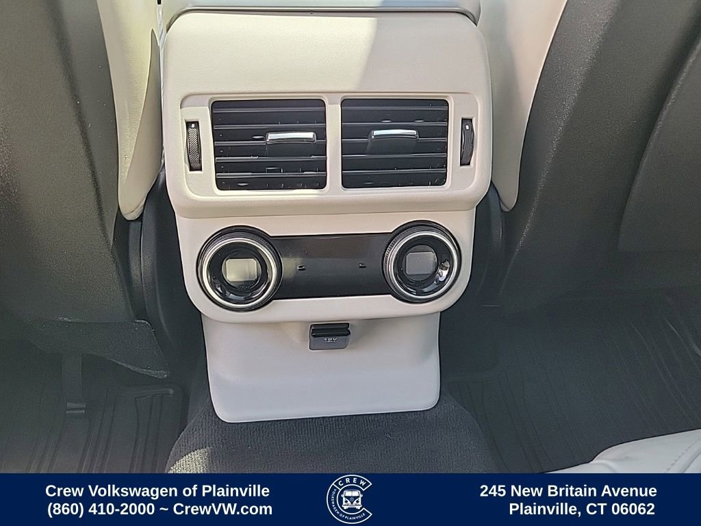 Used 2018 Land Rover Range Rover Velar R-Dynamic HSE AWD/4WD image 50