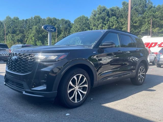 Used 2025 Ford Explorer ST-Line