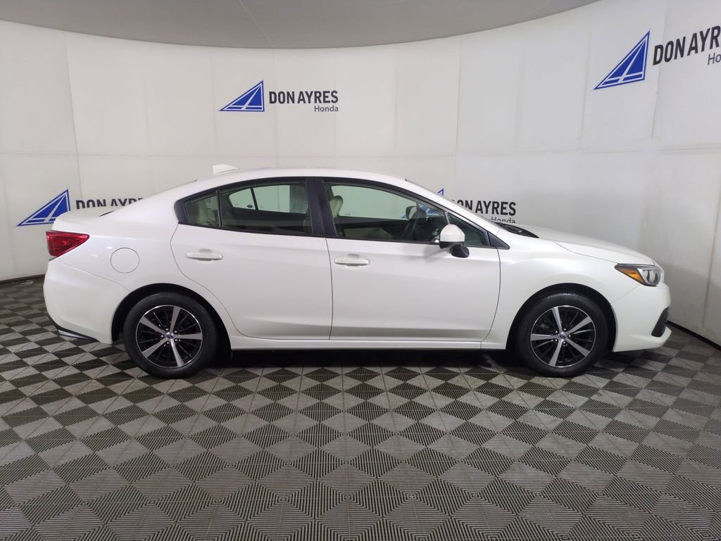 Used 2023 Subaru Impreza Premium image 9