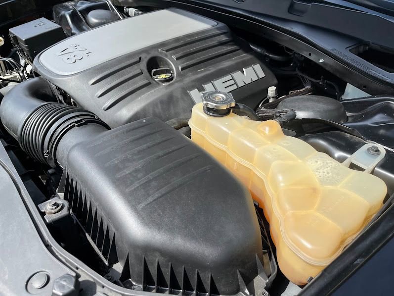 Used 2017 Dodge Charger R/T RWD image 26