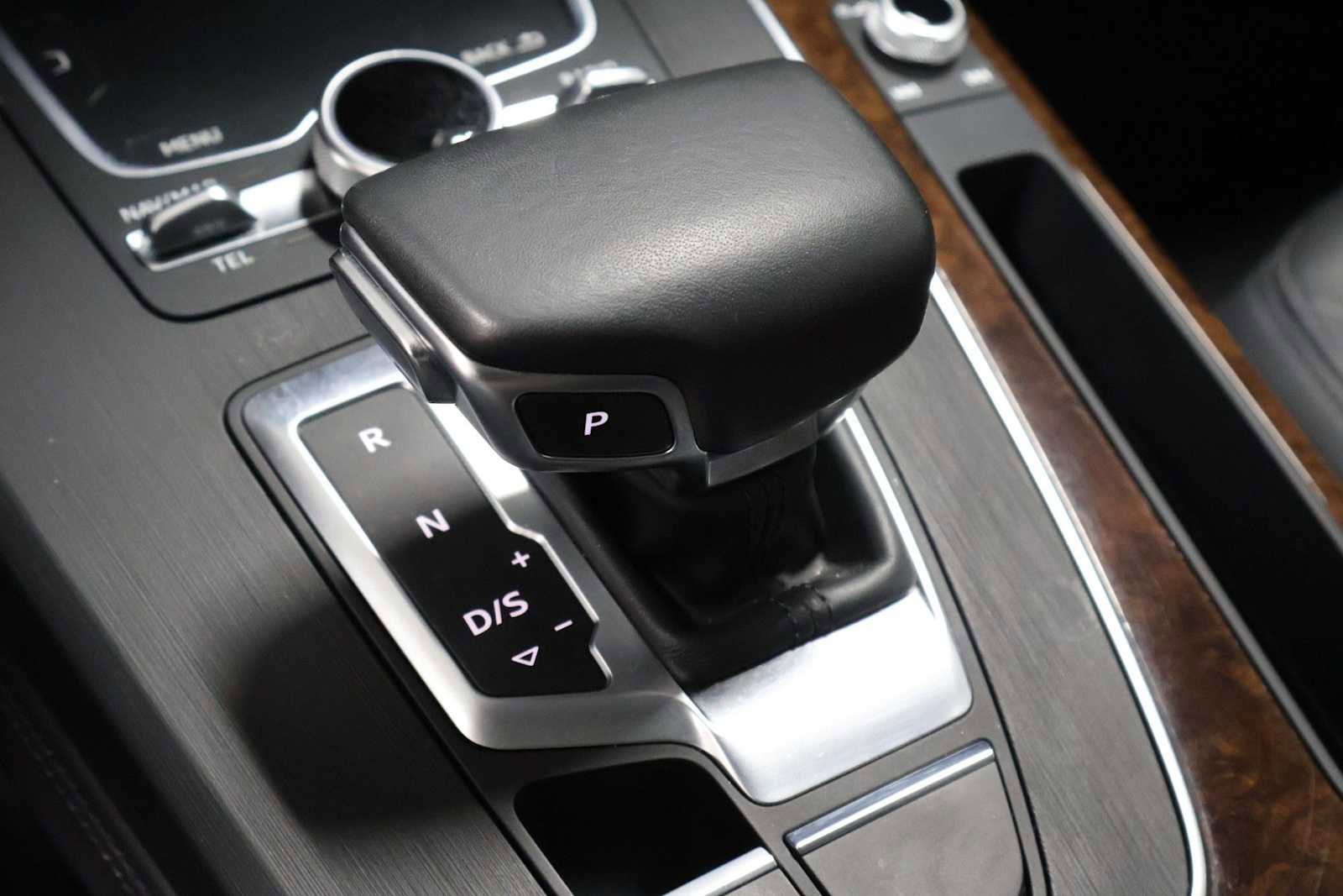 Certified 2020 Audi Q5 2.0T Premium Plus AWD/4WD image 25