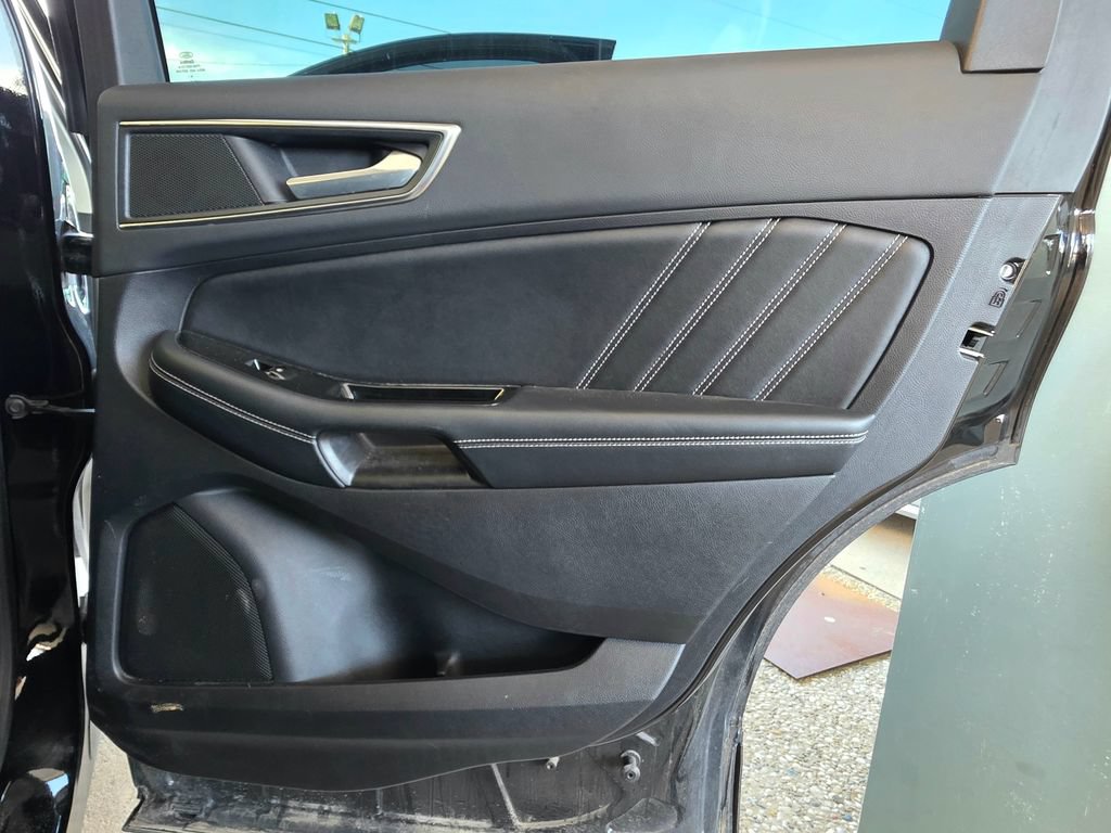 Used 2017 Ford Edge Sport w/ Equipment Group 401A AWD/4WD image 23
