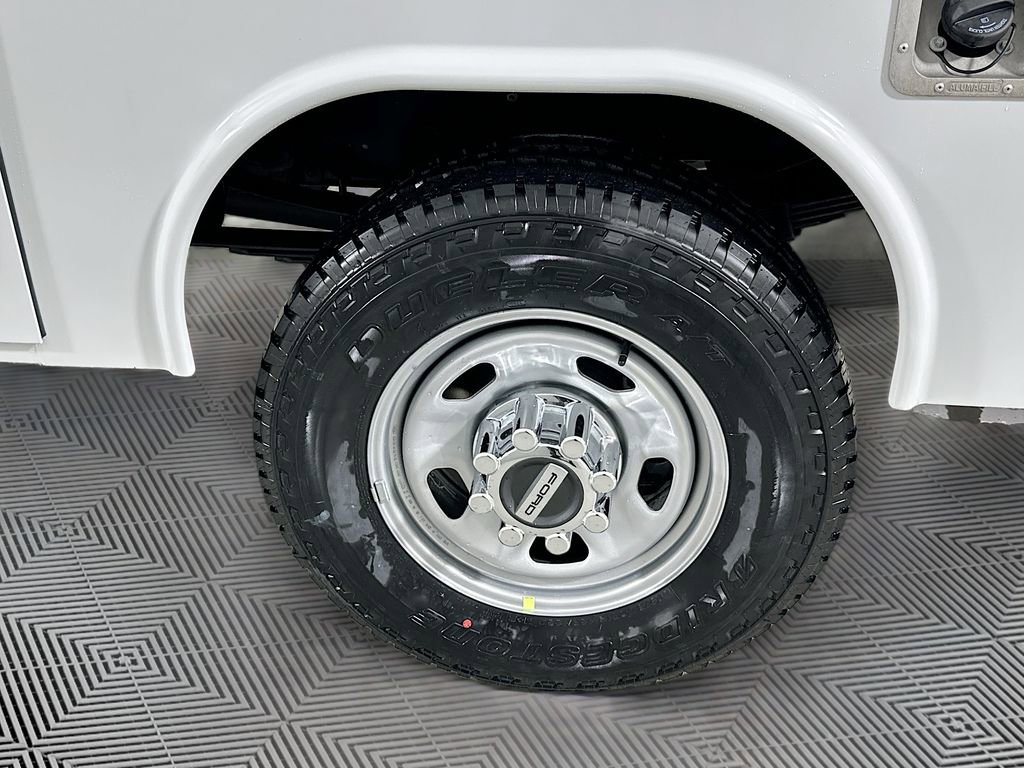 New 2026 Ford F350 XL w/ XL Chrome Package AWD/4WD image 16