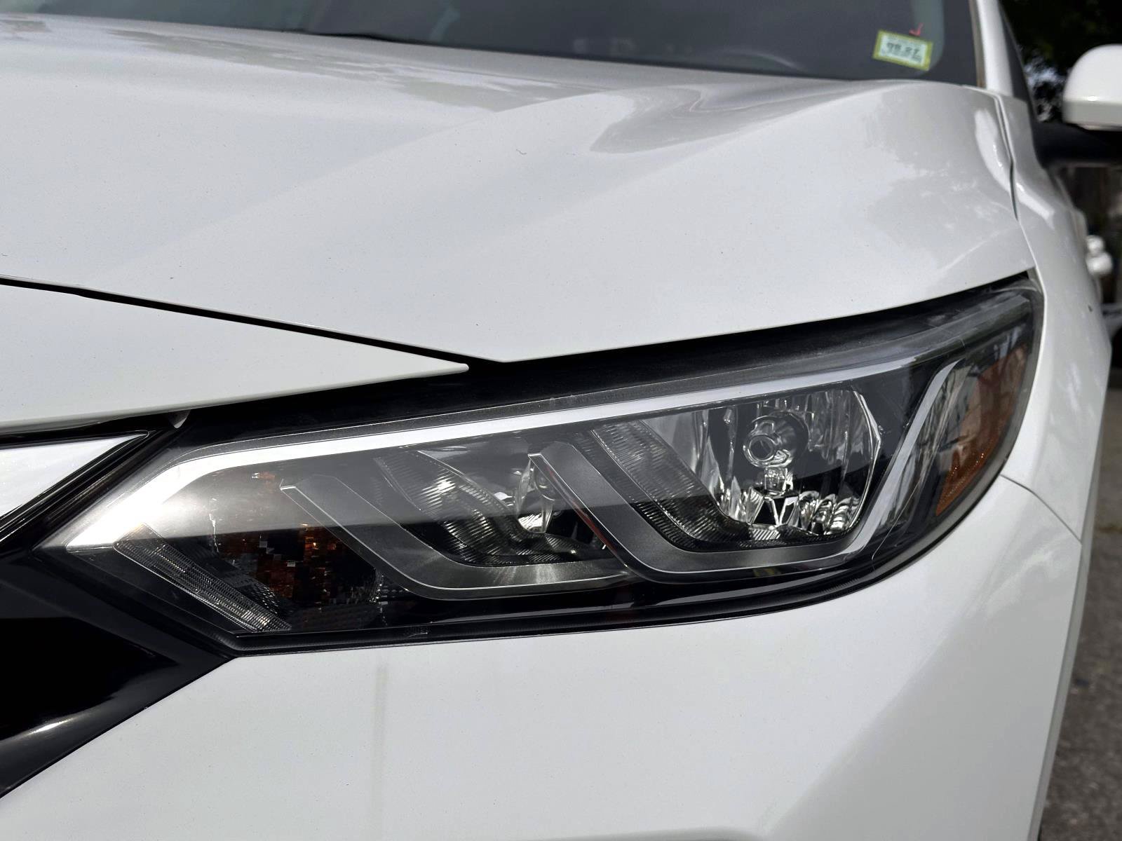 Certified 2023 Nissan Sentra SV w/ All-Weather Package FWD image 9