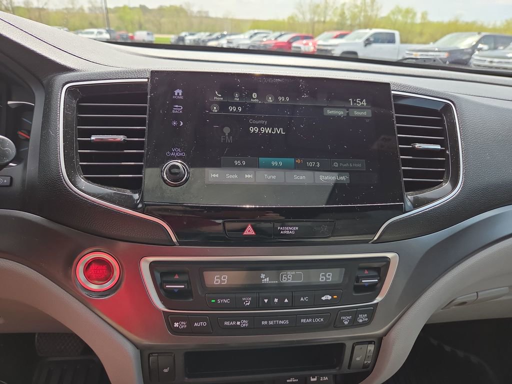 Used 2021 Honda Pilot Special Edition image 16