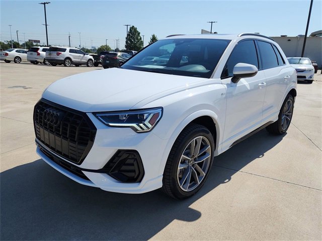 New 2025 Audi Q3 2.0T Premium image 3