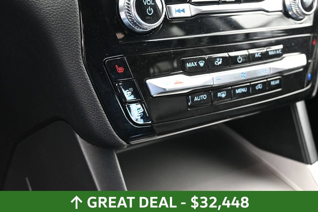 Used 2023 Ford Explorer Limited AWD/4WD image 27