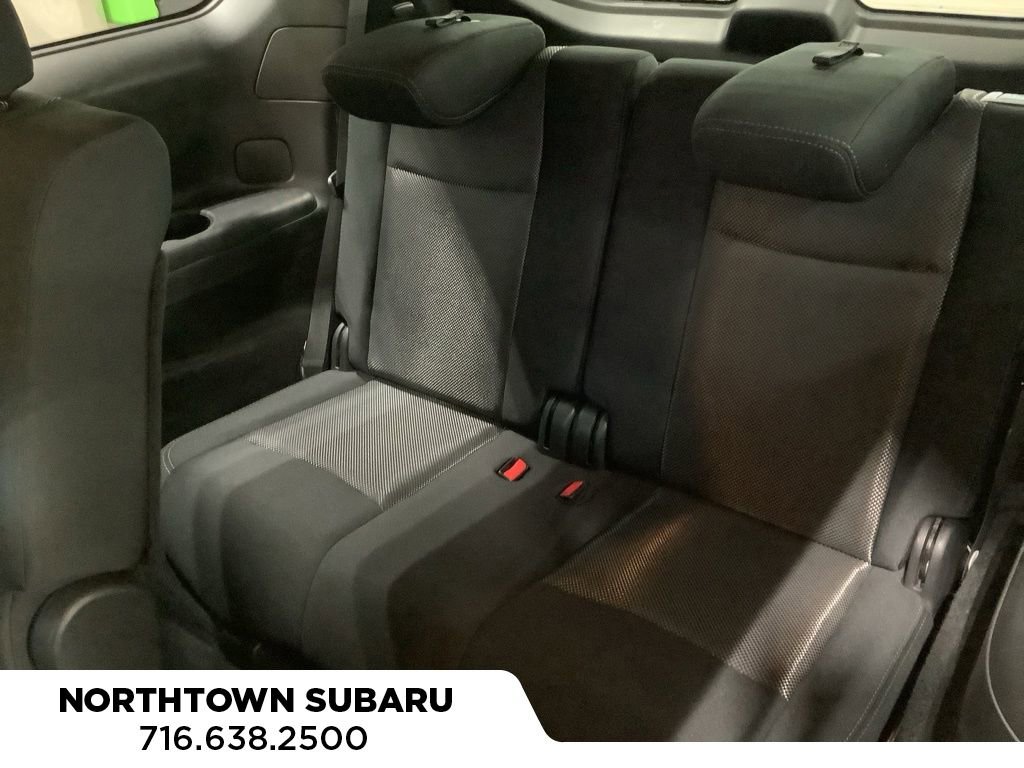 Used 2019 Nissan Pathfinder SV image 13