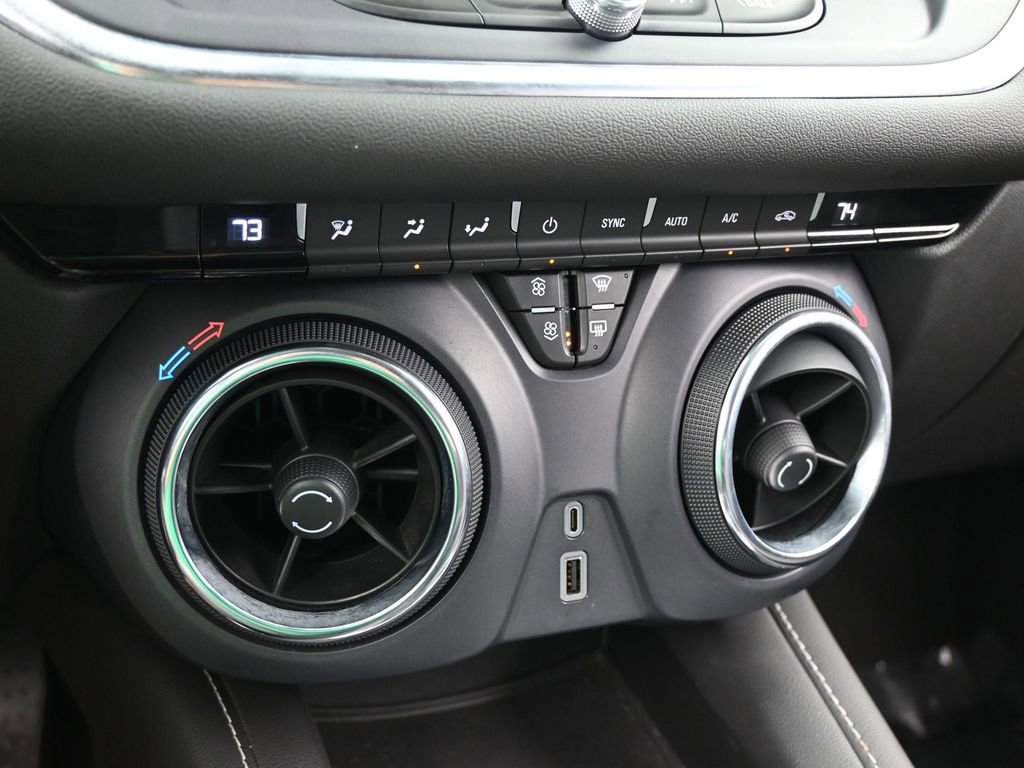 Used 2023 Chevrolet Blazer LT image 22