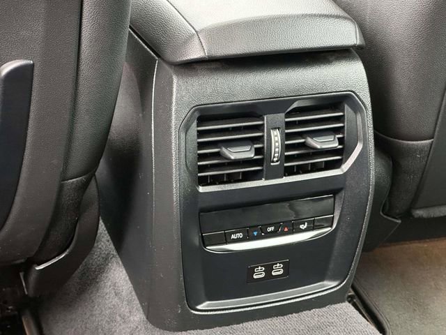 Used 2023 BMW i4 eDrive35 w/ Premium Package image 17