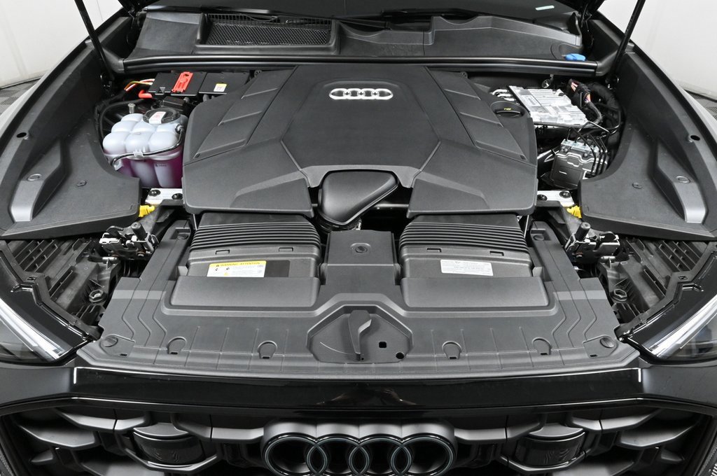 New 2025 Audi Q8 Premium Plus image 32