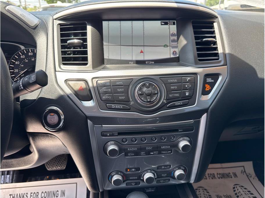 Used 2020 Nissan Pathfinder SL FWD image 34