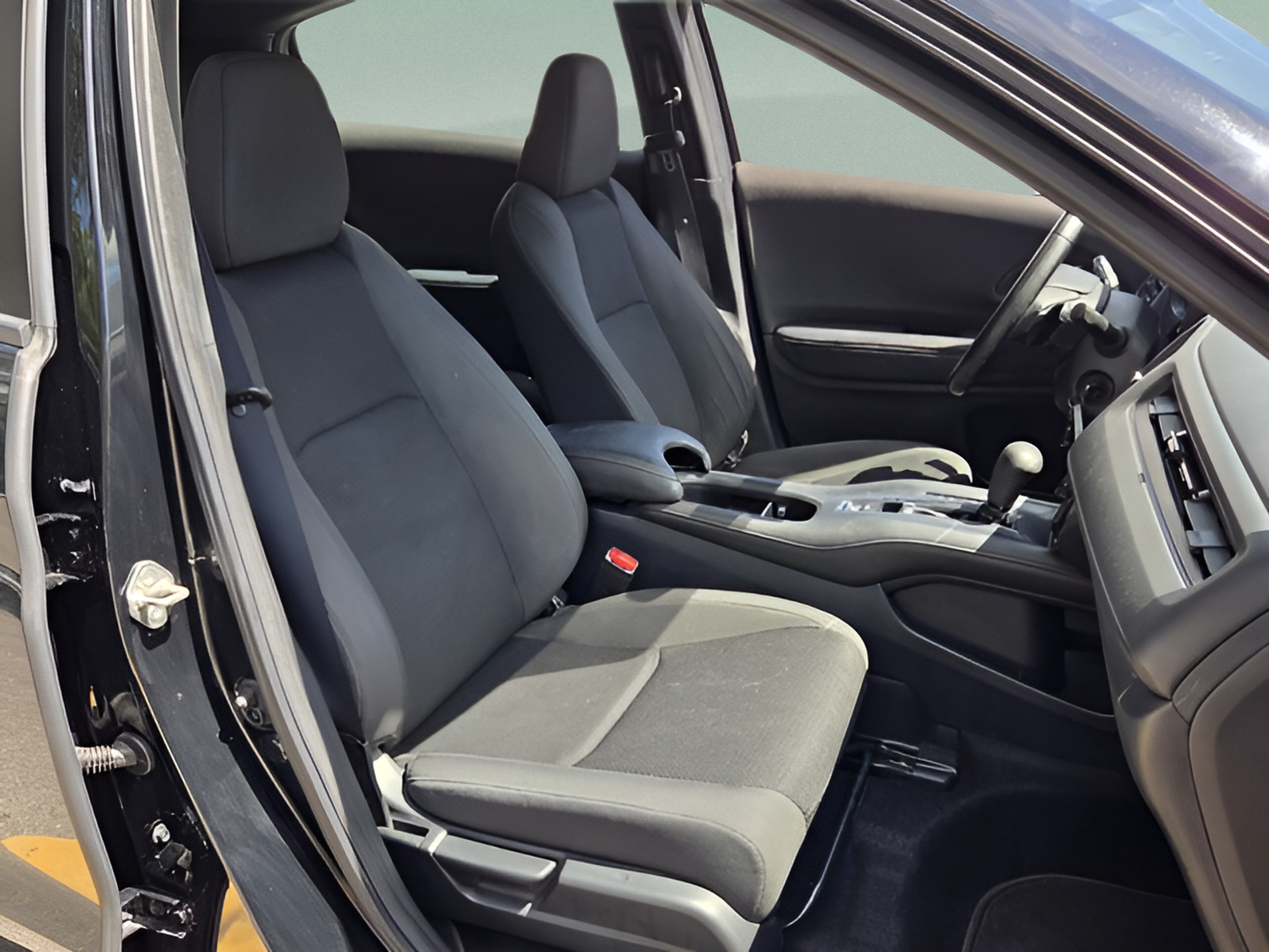 Used 2019 Honda HR-V Sport image 15