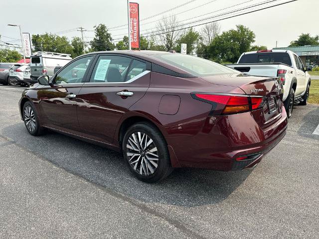 Certified 2024 Nissan Altima 2.5 SV w/ SV Premium Package AWD/4WD image 8