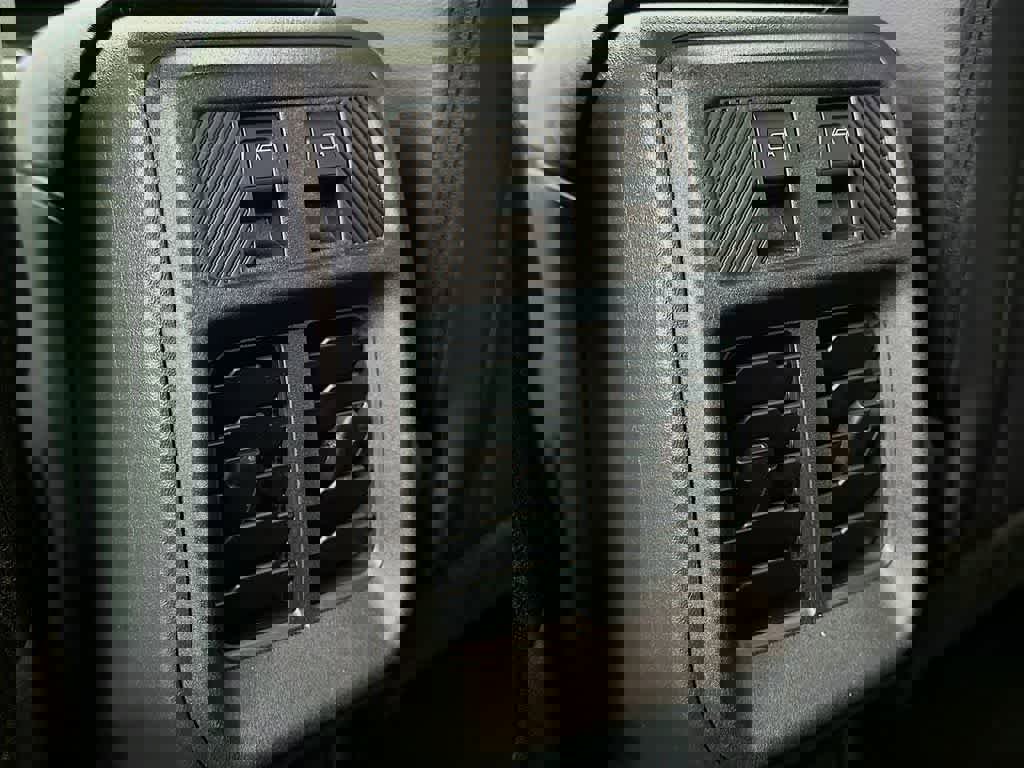 New 2026 Ford Bronco Outer Banks AWD/4WD image 13