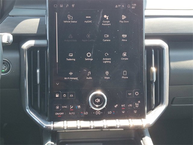 New 2025 GMC Acadia AT4 w/ Luxury Package image 22