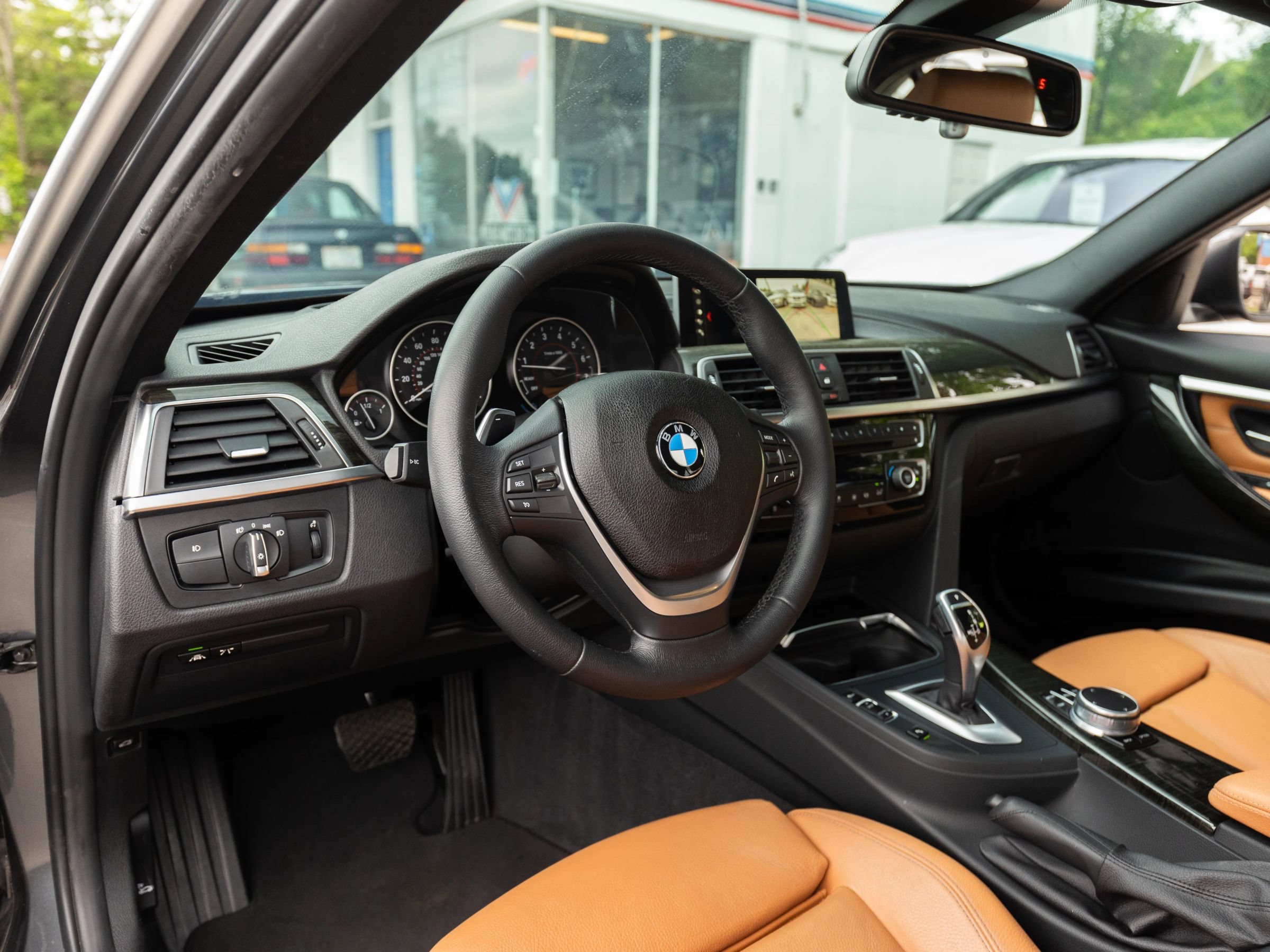 Used 2018 BMW 330i Sedan RWD image 20