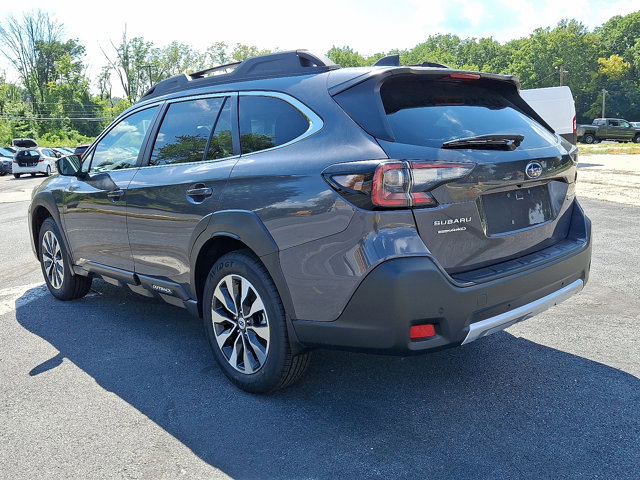 New 2025 Subaru Outback Limited image 4
