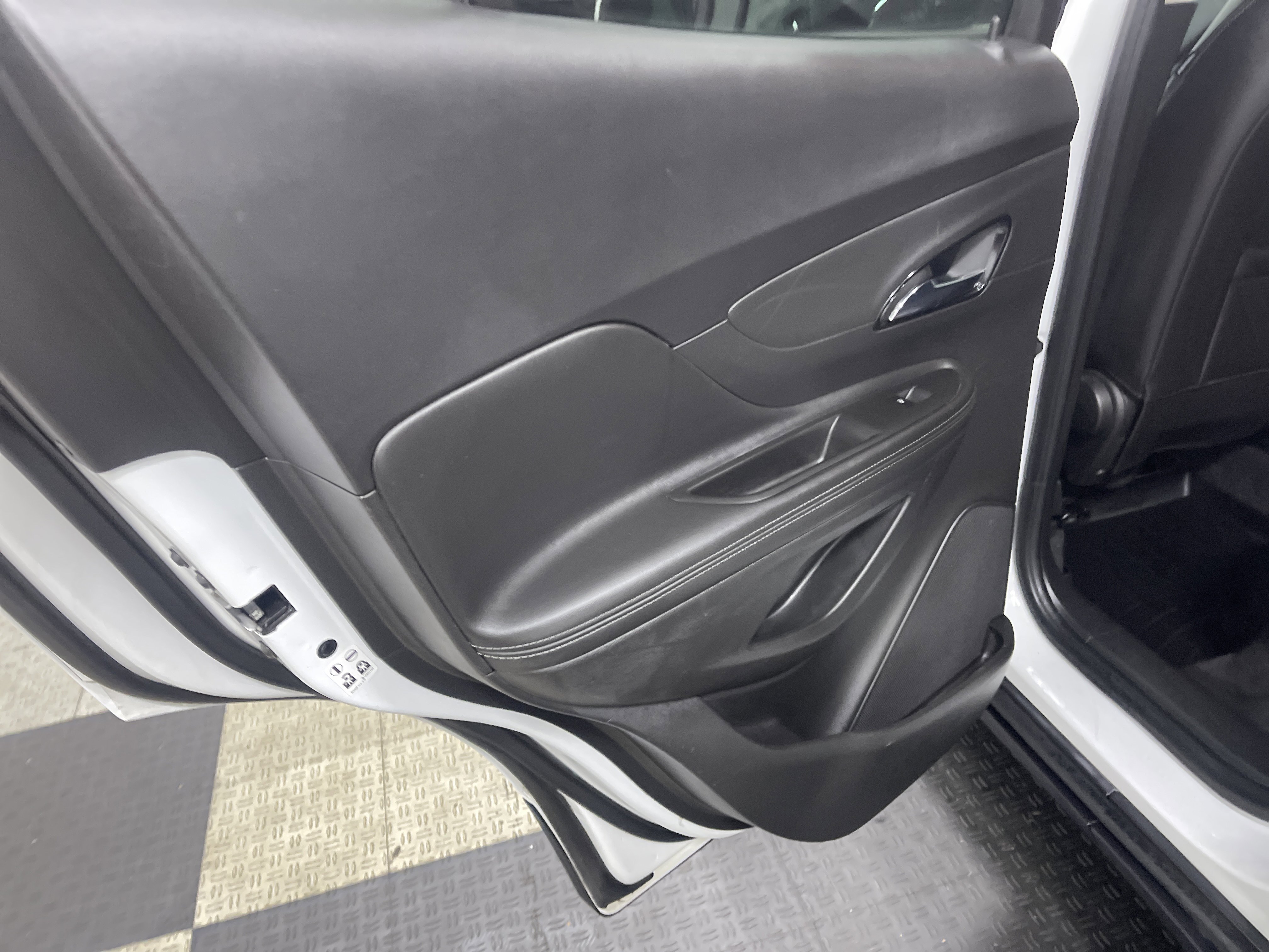 Used 2017 Buick Encore Preferred AWD/4WD image 15