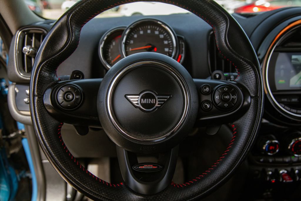 Used 2019 MINI Cooper Countryman S w/ Convenience Package image 17