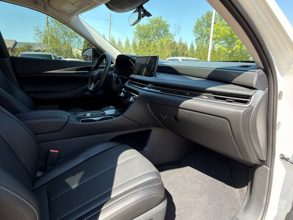 Used 2024 INFINITI QX60 Luxe image 15