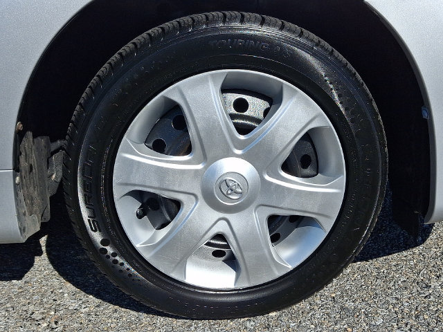 Used 2009 Toyota Matrix FWD image 8