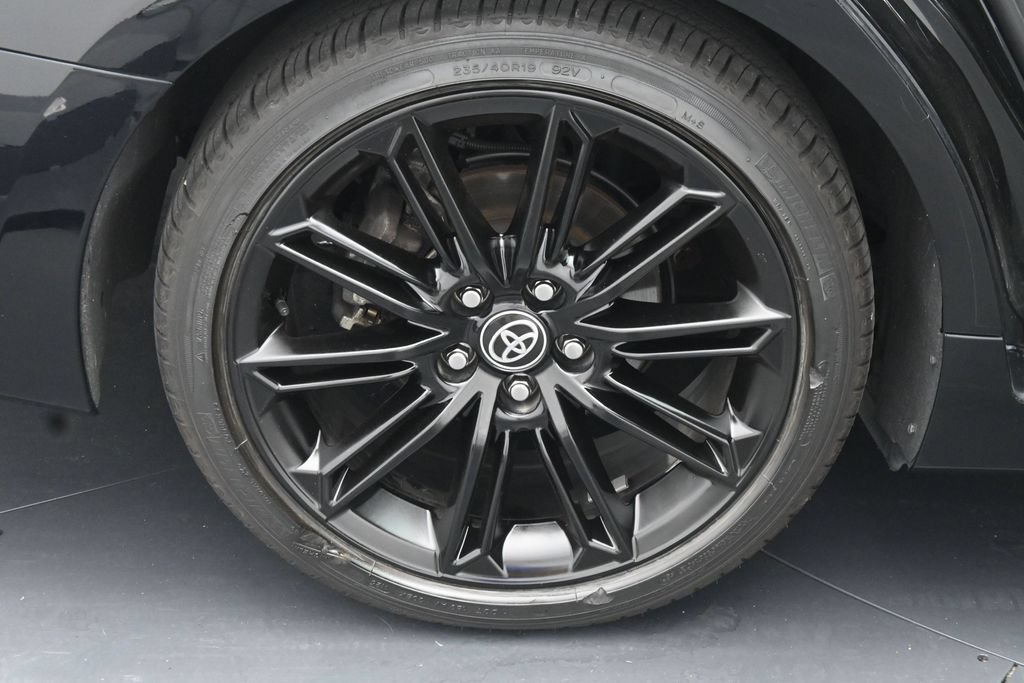 Used 2021 Toyota Avalon XSE FWD image 12