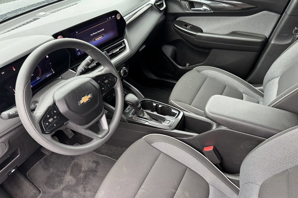 Used 2025 Chevrolet TrailBlazer LT AWD/4WD image 10