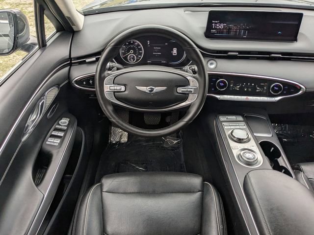 Used 2022 Genesis GV70 2.5T w/ Advanced Package image 17