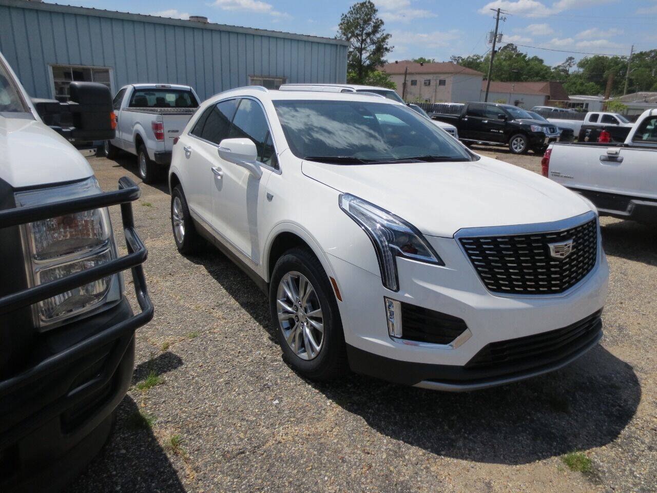 Used 2020 Cadillac XT5 Premium Luxury FWD image 2