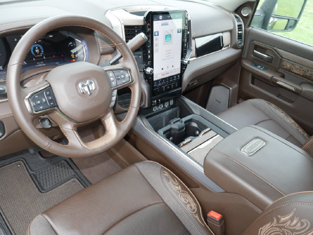 Used 2025 RAM 3500 Longhorn RWD image 18