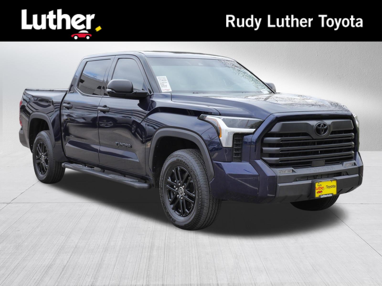 Used 2023 Toyota Tundra SR5 w/ SR5 Convenience Package AWD/4WD image 1