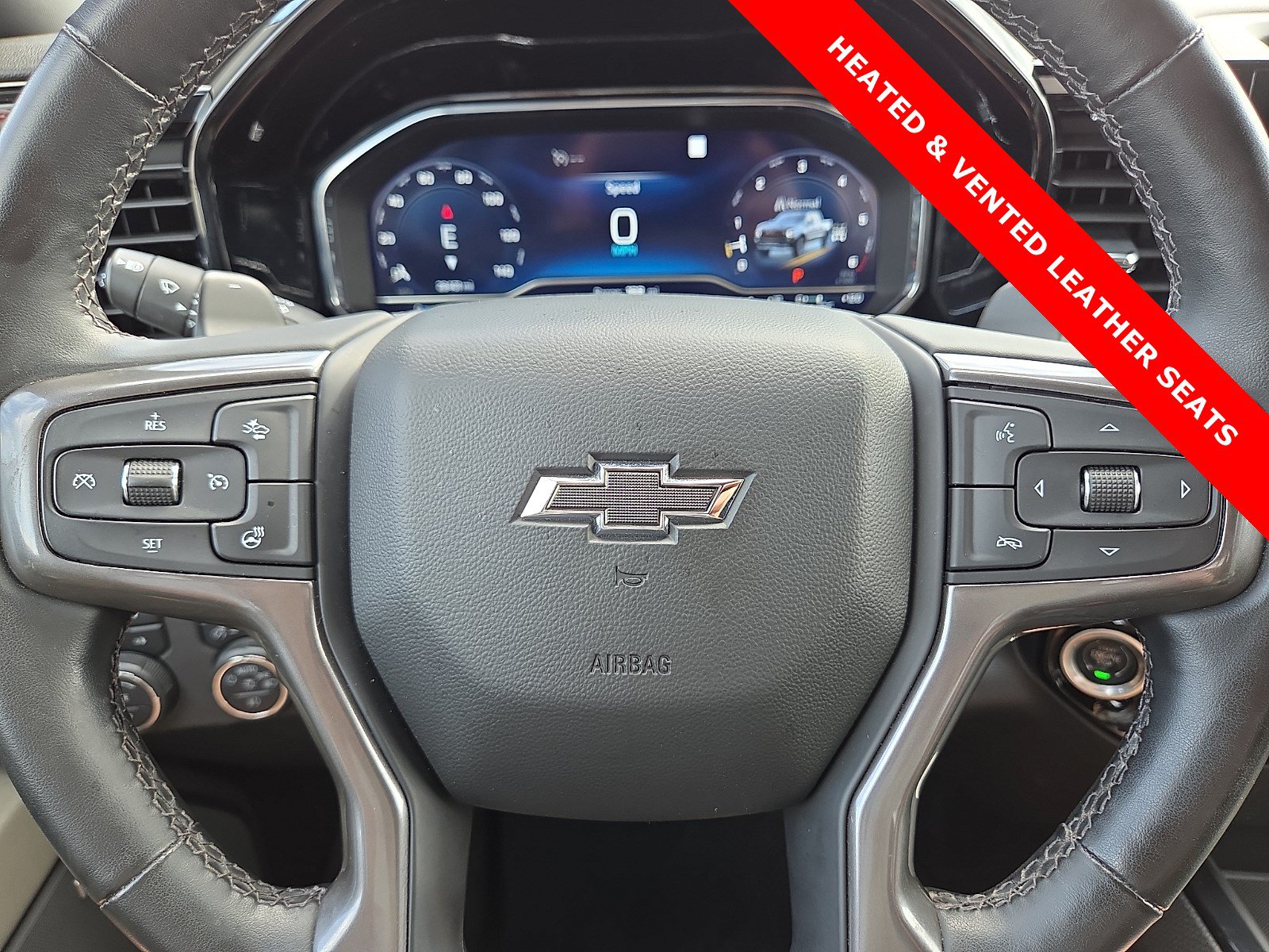 Used 2023 Chevrolet Silverado 1500 ZR2 w/ Technology Package AWD/4WD image 24