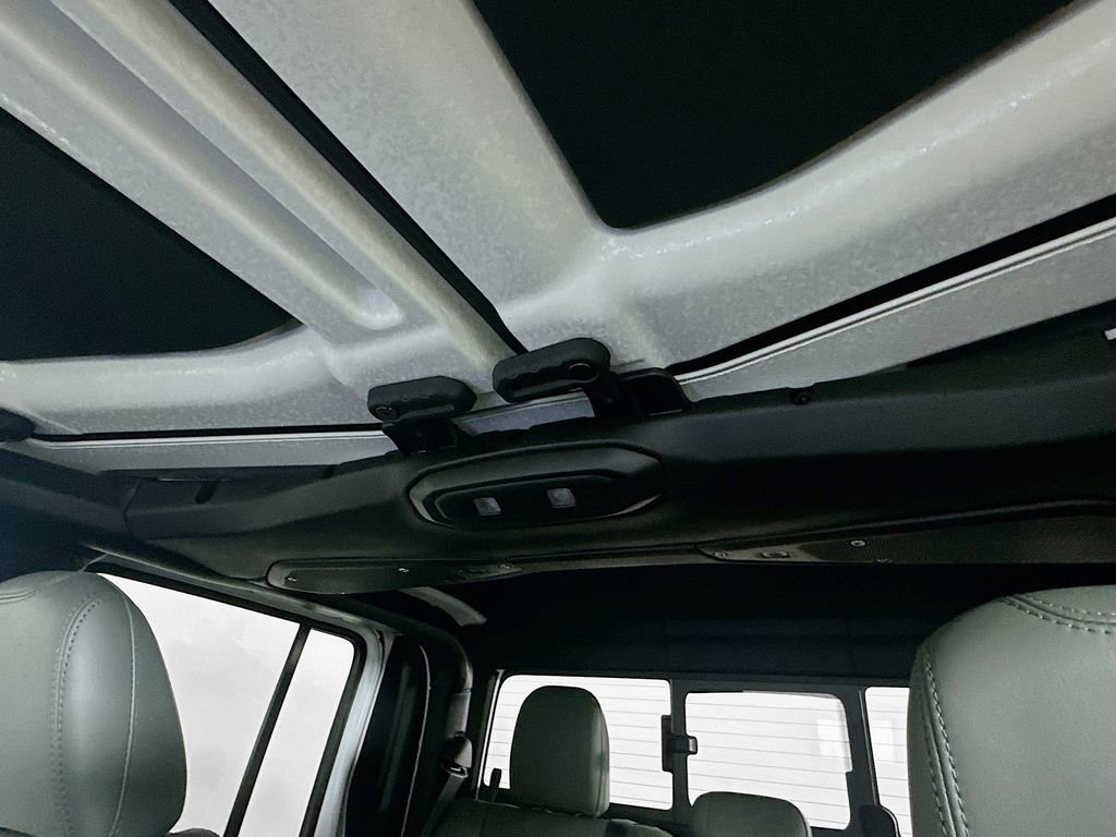 New 2026 Jeep Gladiator Mojave image 14