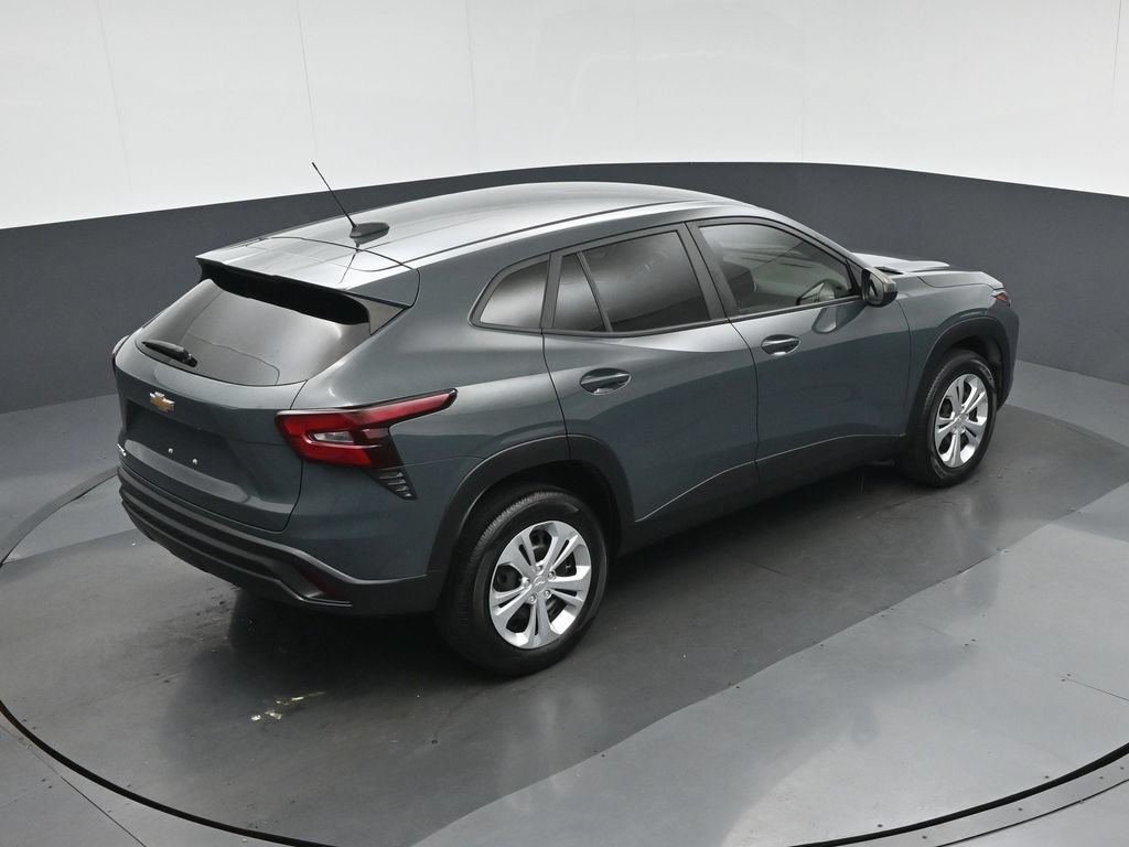 Used 2025 Chevrolet Trax LS FWD image 51
