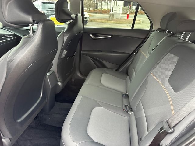 Used 2025 Kia Niro LX image 17