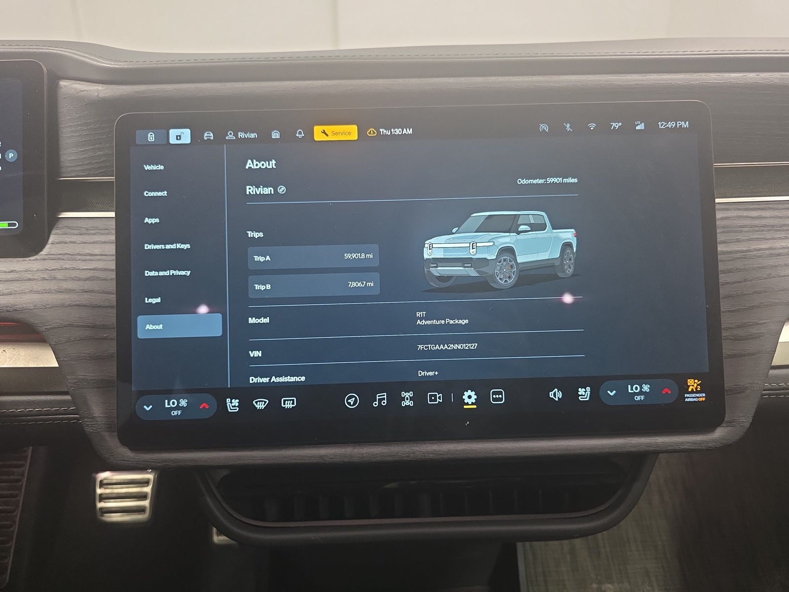 Used 2022 Rivian R1T Adventure AWD/4WD image 27