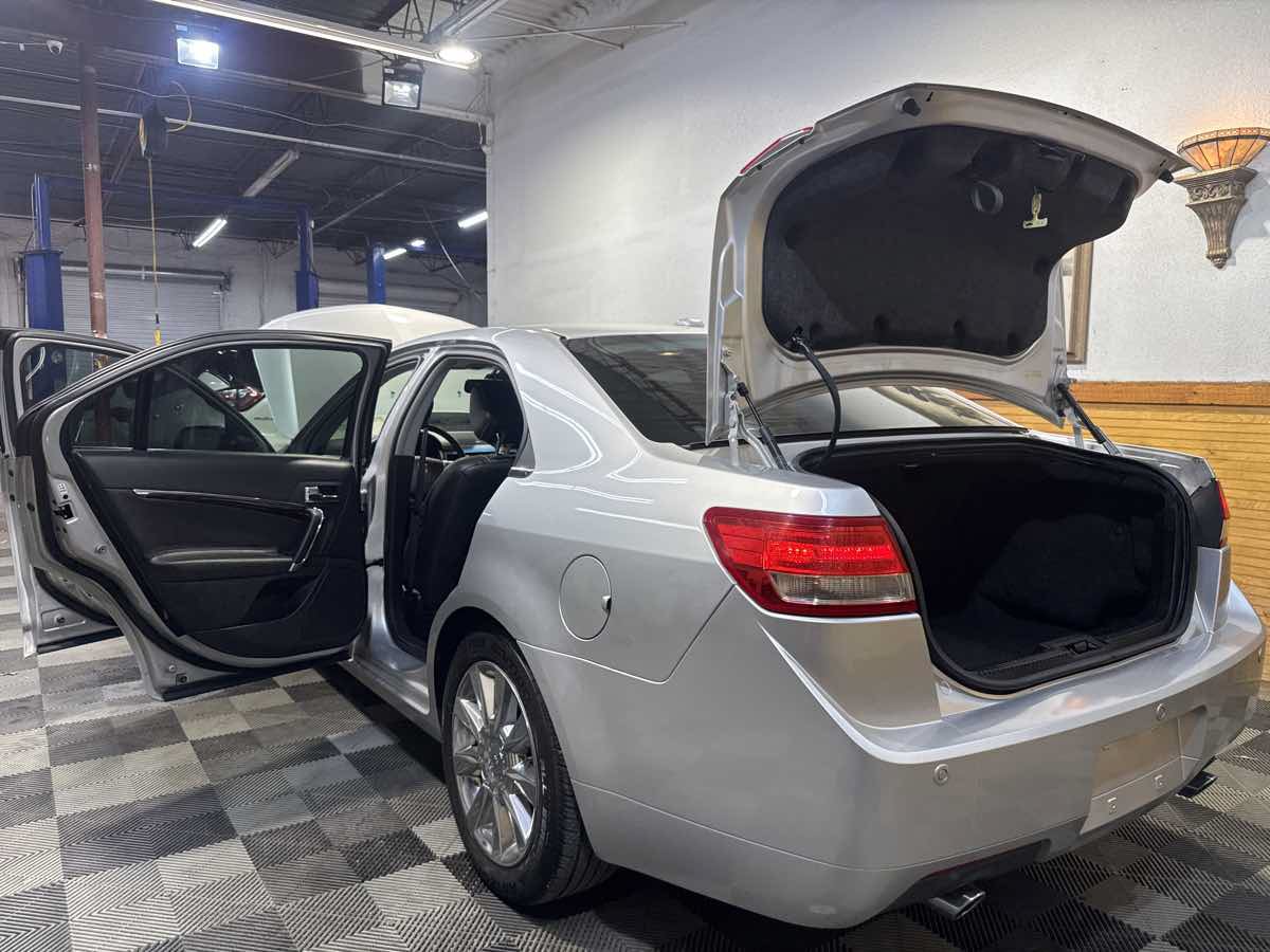 Used 2012 Lincoln MKZ Hybrid FWD image 11