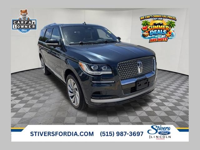 Used 2022 Lincoln Navigator Reserve AWD/4WD image 1