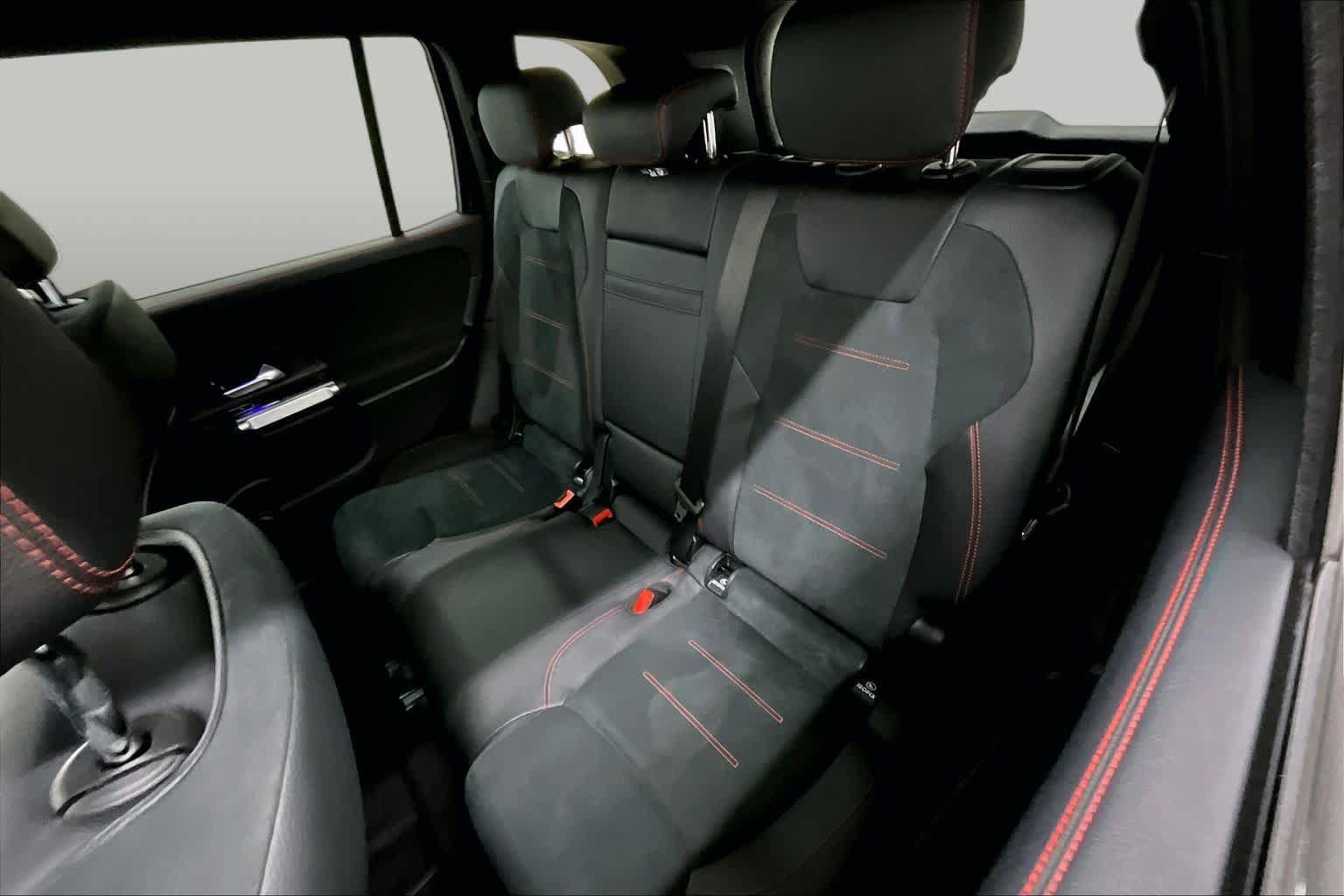 Certified 2023 Mercedes-Benz GLB 250 image 19