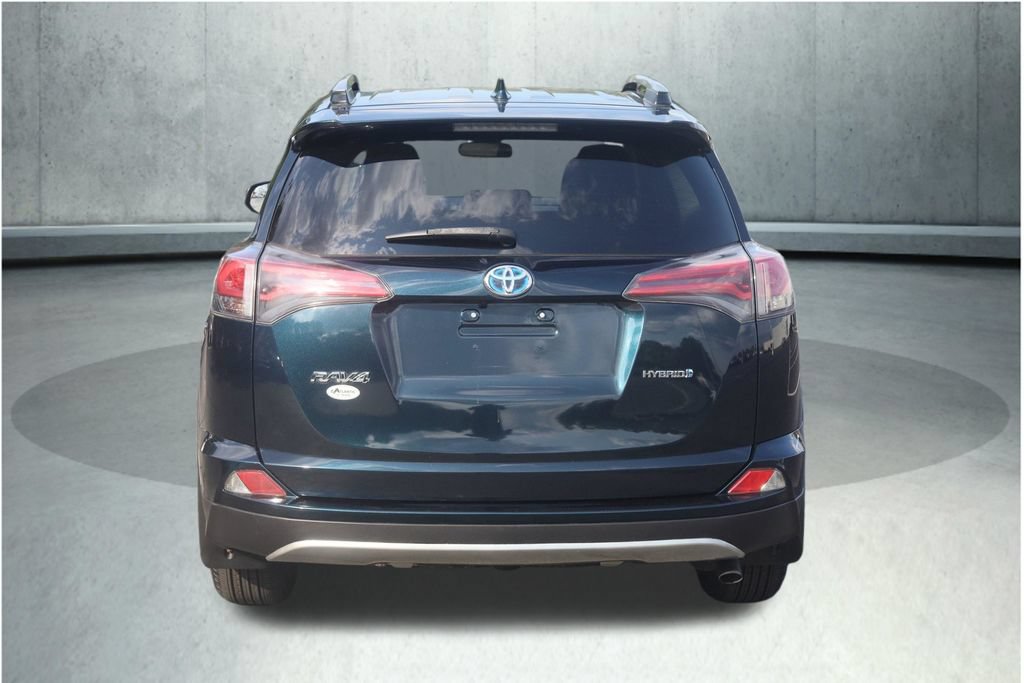 Certified 2018 Toyota RAV4 LE AWD/4WD image 22