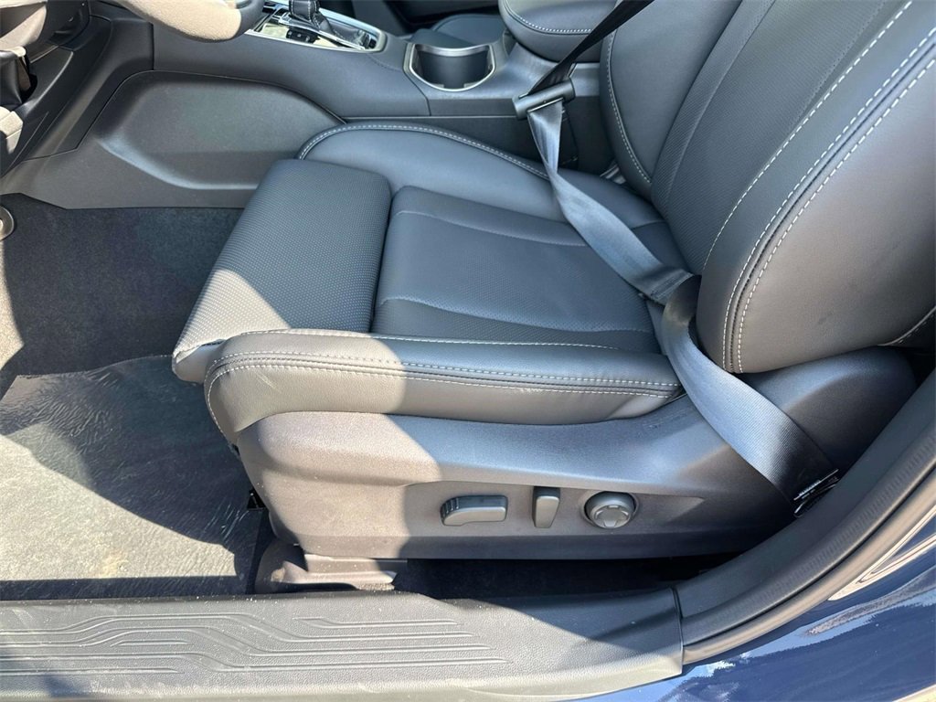 New 2025 Subaru Outback Limited image 11