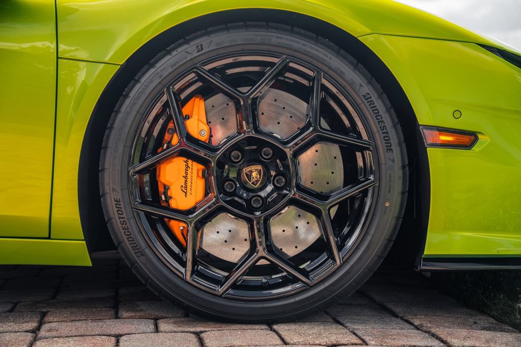 Used 2026 Lamborghini Temerario AWD/4WD image 14