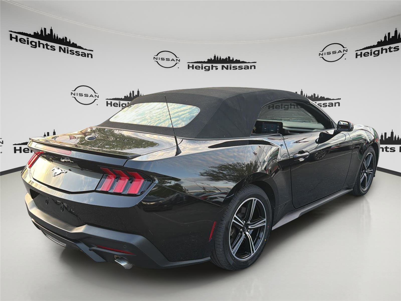 Used 2024 Ford Mustang Premium RWD image 7